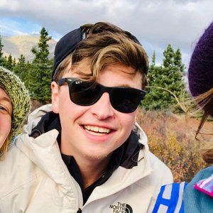 Meet your Posher, Eric